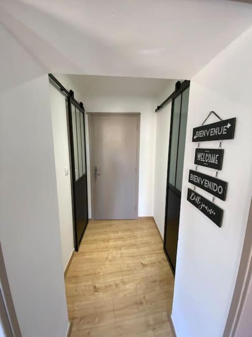 Le Petit Loft Des Halles Beziers Luaran gambar